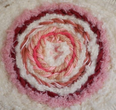 Tecendo um camafeu de rosas
