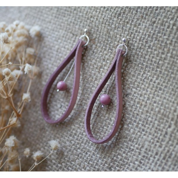 Brincos antigos de couro rosa em 925 tachas de prata 