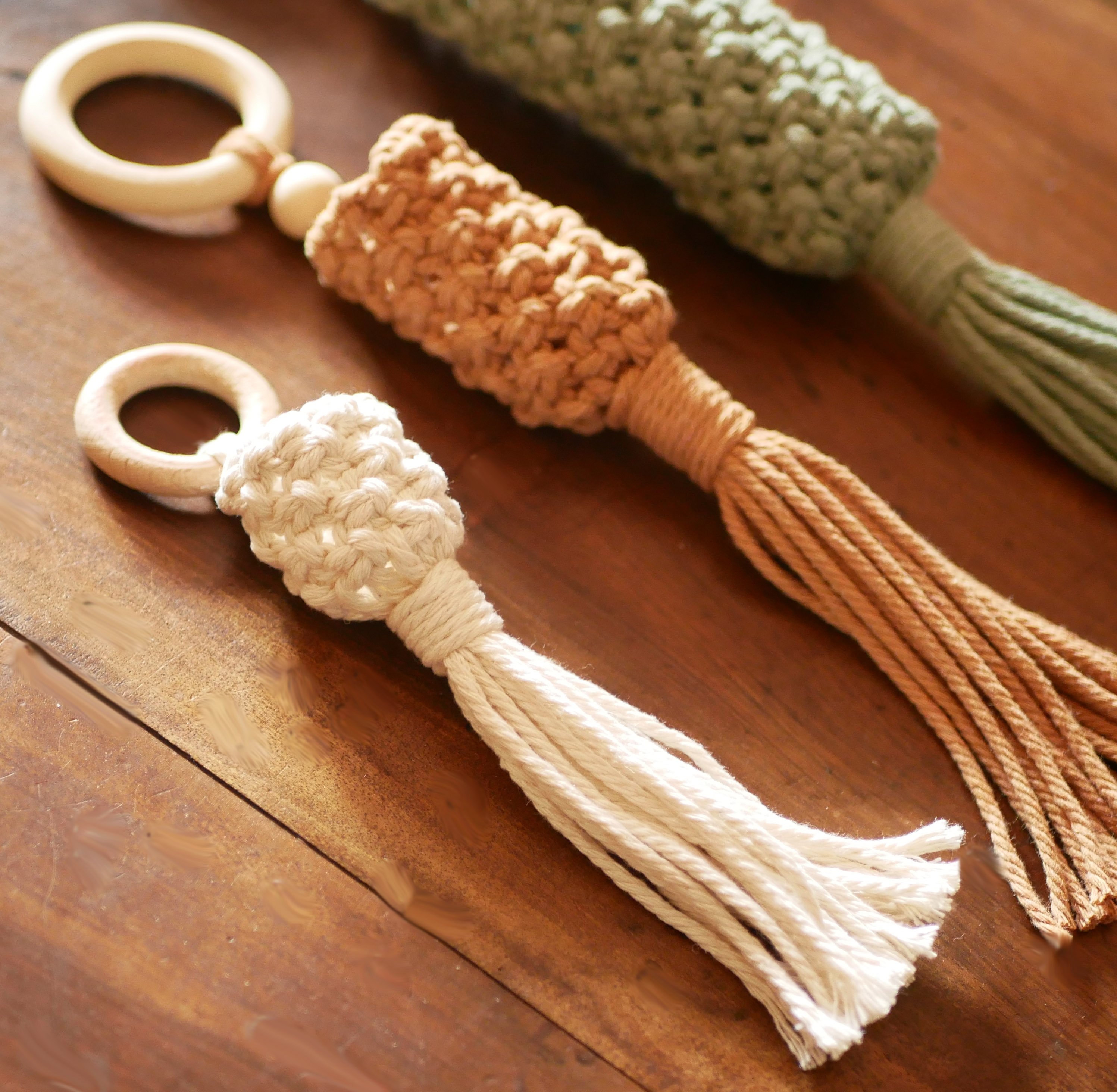 Petite suspension en macramé pour mini plantes avec corde coton Beige sable