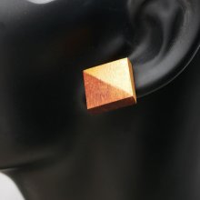 Brincos redondos em madeira de cerejeira pintada em ouro