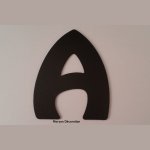 Letra plástica PVC preto HARLEQUIN
