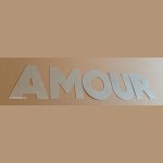 Carta decorativa em zinco LOVE 20 cm