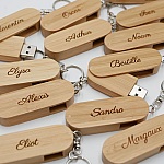 Porta-chaves USB em bambu de 16 GB para gravar e personalizar