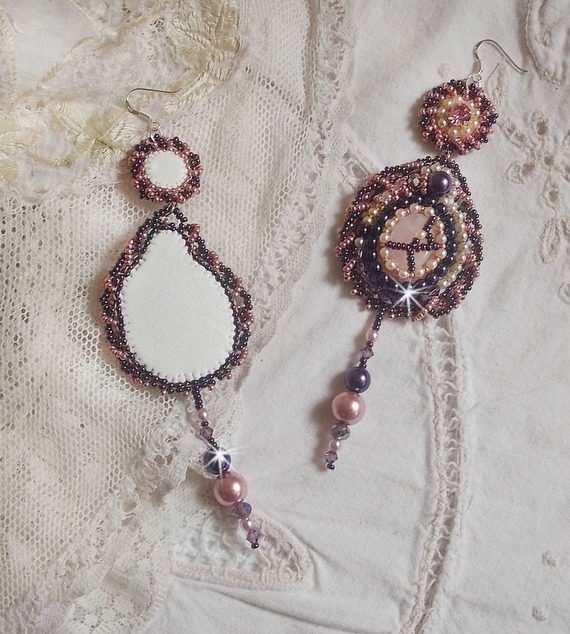 BO Grace bordado com quartzo rosa, cristais Swarovski, contas de pérolas, contas de sementes e ganchos para as orelhas 925/1000 Sterling Silver