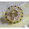 Anel de flores bordado com cristais Swarovski, pérolas redondas, pérolas de sementes e um suporte de anel de prata 925/1000