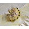 Anel de flores bordado com cristais Swarovski, pérolas redondas, pérolas de sementes e um suporte de anel de prata 925/1000