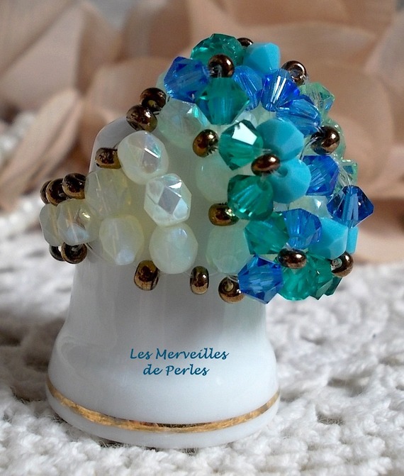 Anel aquamarine com facetas de cristal Swarovski e spinners