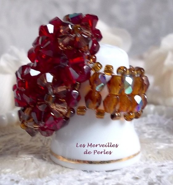 Anel Papoila com facetas de cristal Swarovski e fiadeiras