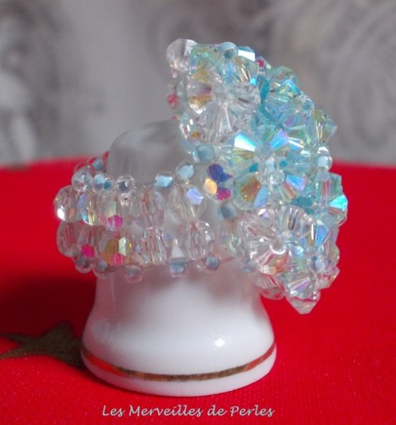 Anel Azul Cristal com Facetas de Cristal Swarovski e Facetas Giratórias