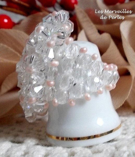 Anel Eclat com facetas e pião em cristal Swarovski