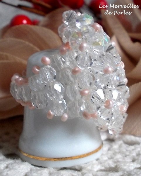 Anel Eclat com facetas e pião em cristal Swarovski