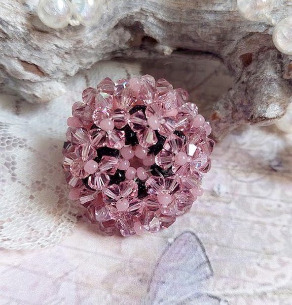 Anel de anémona com facetas e tupies em cristal Swarovski