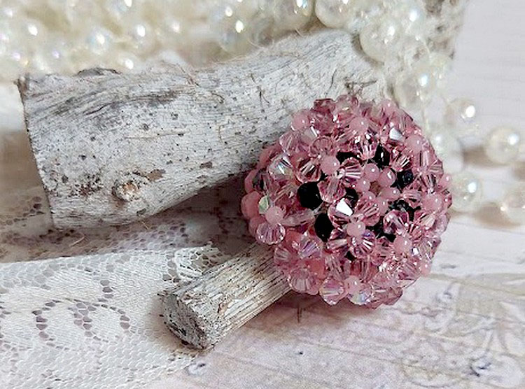 Anel de anémona com facetas e tupies em cristal Swarovski