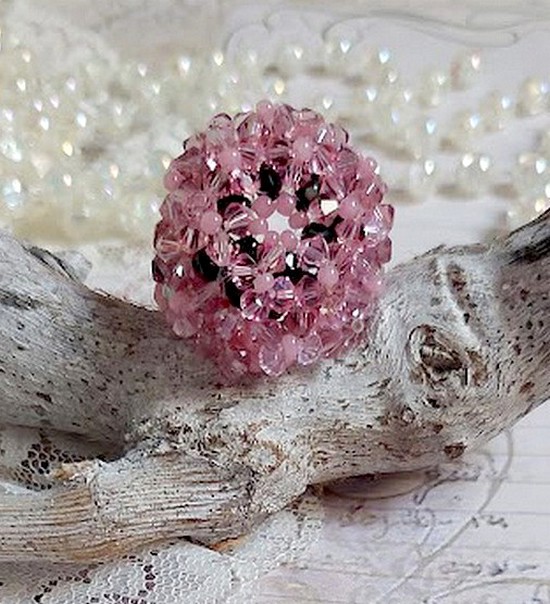 Anel de anémona com facetas e tupies em cristal Swarovski