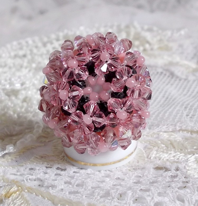 Anel de anémona com facetas e tupies em cristal Swarovski