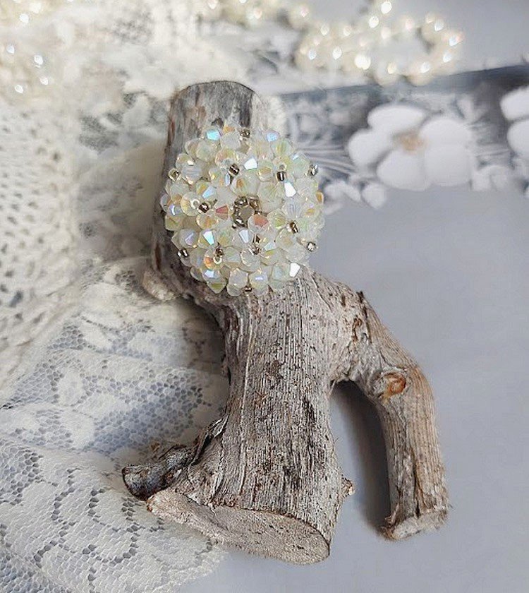 Anel de cristais com facetas de cristal Swarovski e fiadeiras