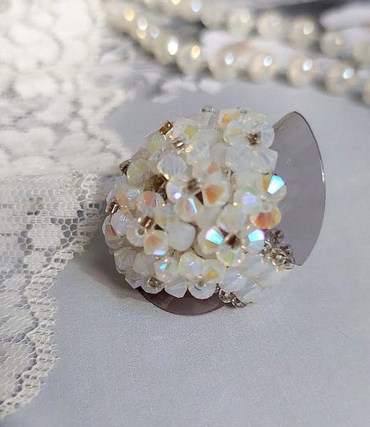 Anel de cristais com facetas de cristal Swarovski e fiadeiras