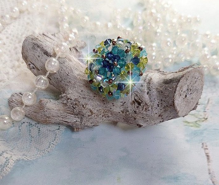 Anel de esperança com facetas de cristais Swarovski e fiadeiras
