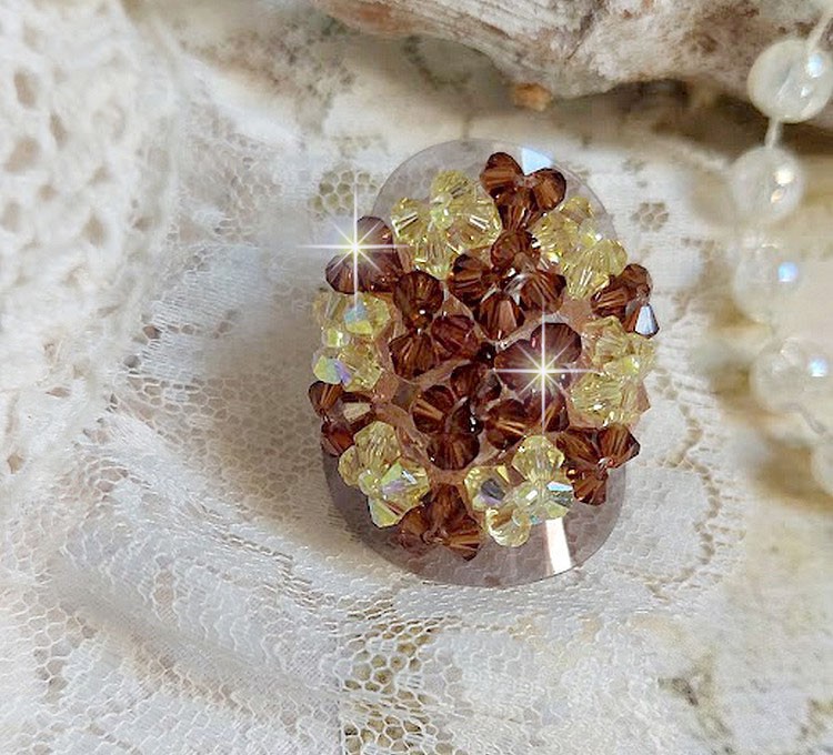 Anel Estrelar com facetas de cristal Swarovski e fiadeiras