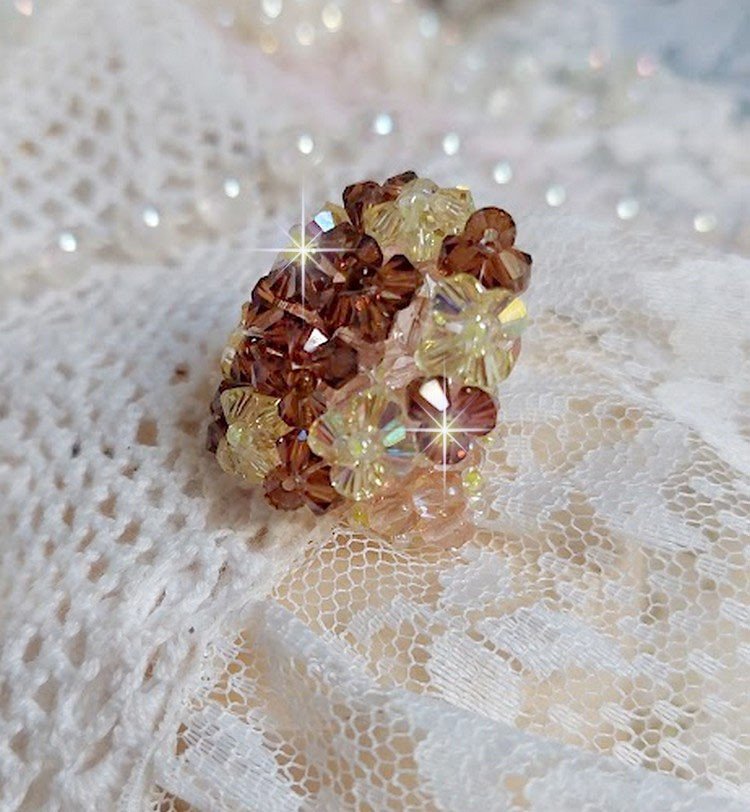 Anel Estrelar com facetas de cristal Swarovski e fiadeiras