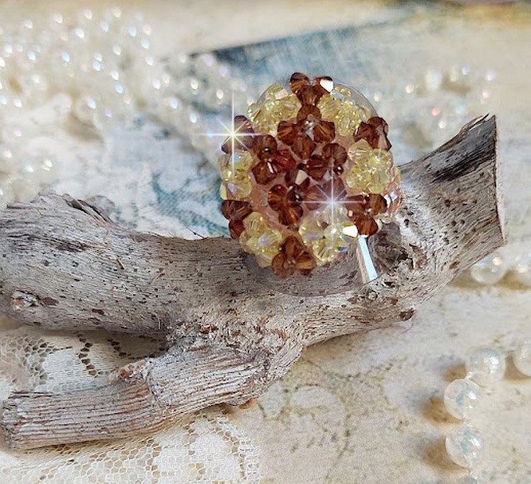 Anel Estrelar com facetas de cristal Swarovski e fiadeiras