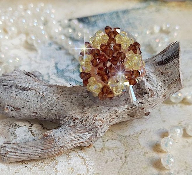 Anel Estrelar com facetas de cristal Swarovski e fiadeiras