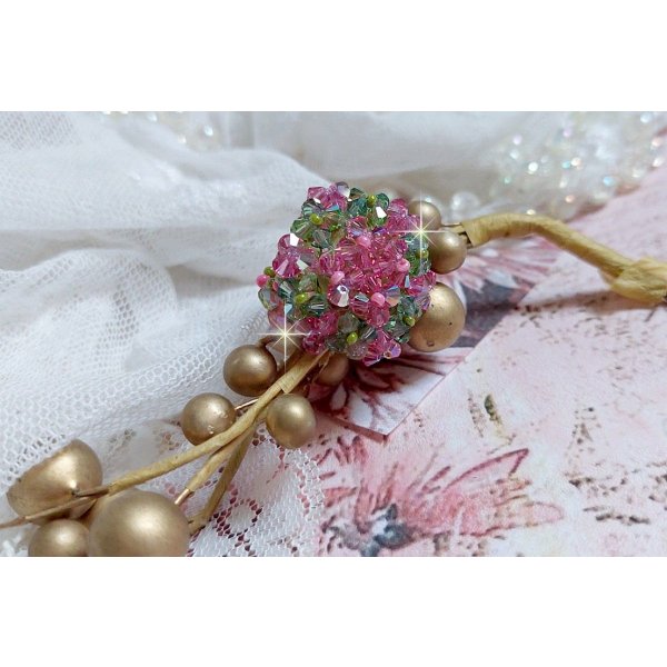 Anel Miss Lady com facetas e tops girat&oacute;rios em cristal Swarovski