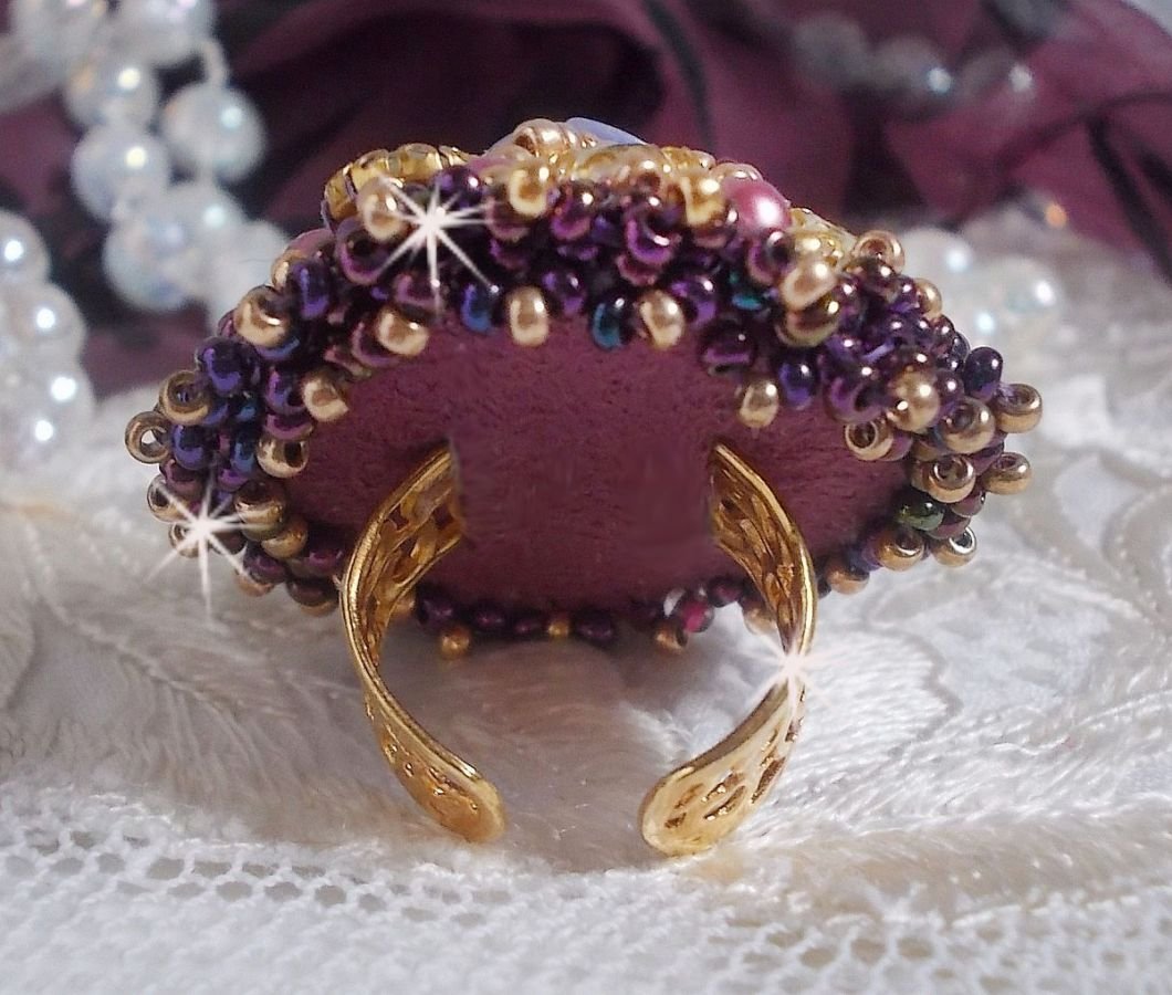 Anel La Passionnée de Venise bordado com uma flor de resina roxa e strass de Cristal