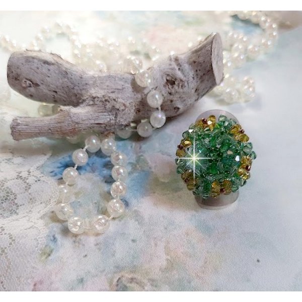 Anel Tender Verde com Facetas de Cristal Swarovski e Facetas Giratórias