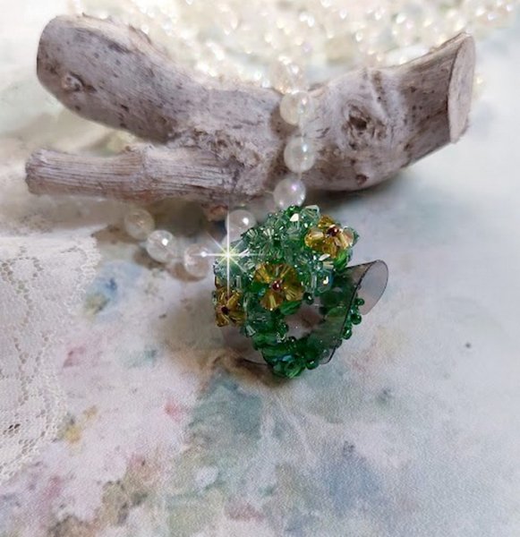 Anel Tender Verde com Facetas de Cristal Swarovski e Facetas Giratórias