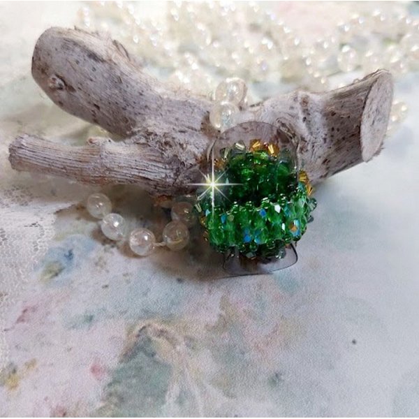 Anel Tender Verde com Facetas de Cristal Swarovski e Facetas Giratórias