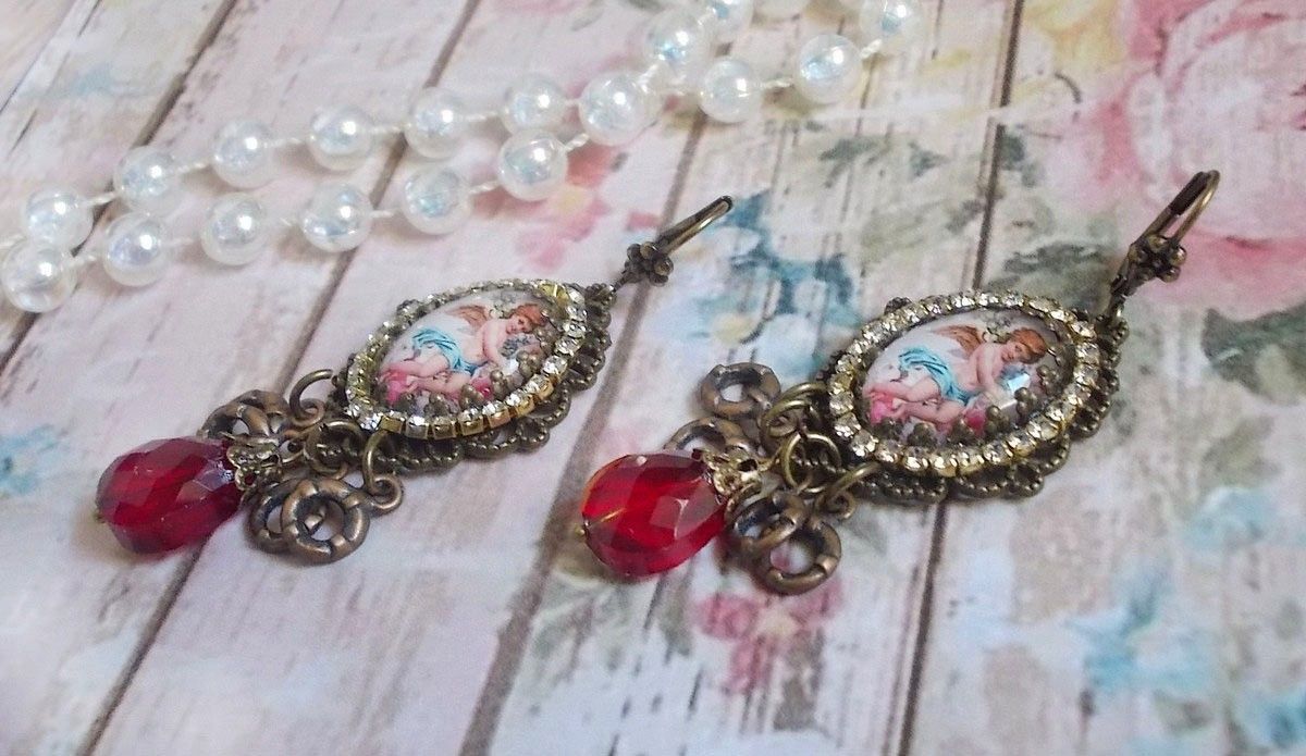 BO Petit Ange criado com lupa de cabochons Angel, cristais, encantos e pérolas de vidro