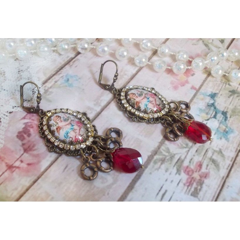 BO Petit Ange criado com lupa de cabochons Angel, cristais, encantos e pérolas de vidro
