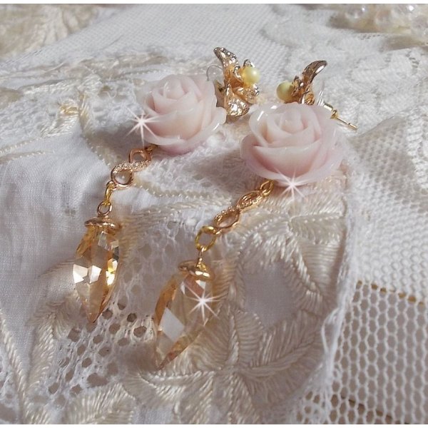 Bell'issim Violet Pink BO banhado a ouro com cristais Swarovski e Zirc&oacute;nio