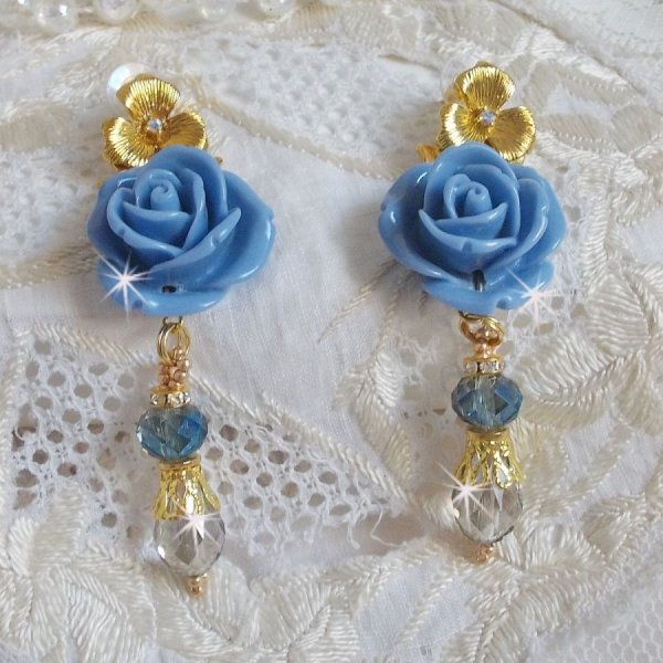 T&aacute;buas de Barba Azul Rosa da Bell'issim criadas com Cristais Swarovski e Cristal Bo&eacute;mio