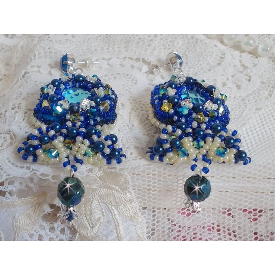 BO Palácio Azul Haute-Couture bordado com cristais Swarovski, pérolas de pérola, carimbos em filigrana e suportes de cabochon de prata 925/1000