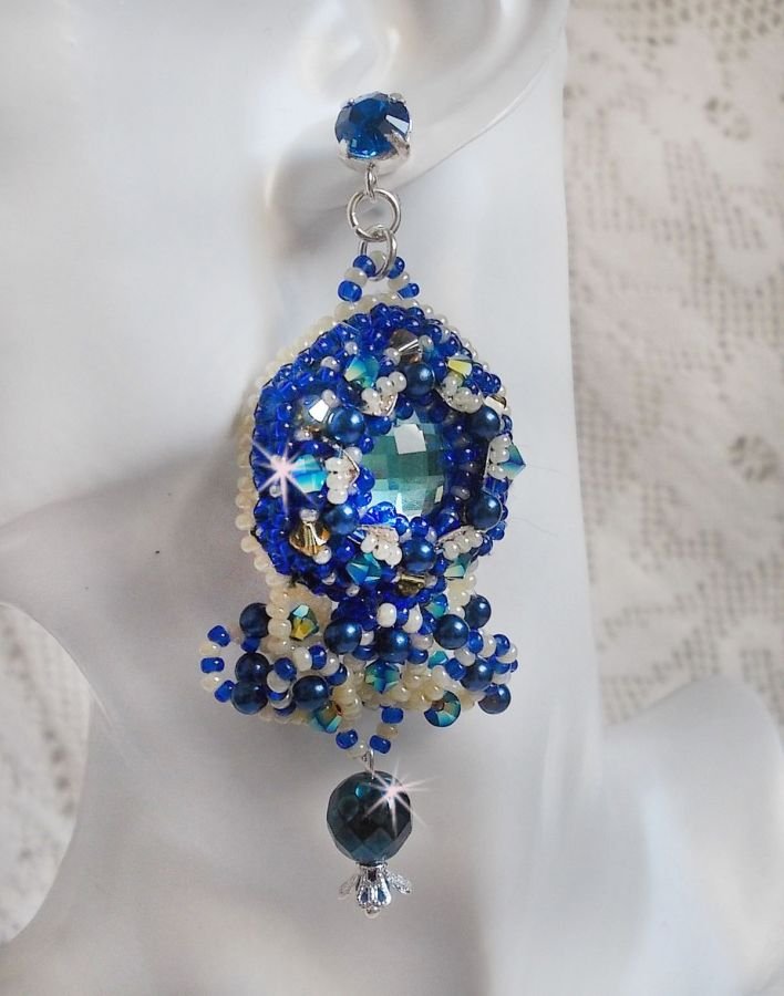 BO Palácio Azul Haute-Couture bordado com cristais Swarovski, pérolas de pérola, carimbos em filigrana e suportes de cabochon de prata 925/1000