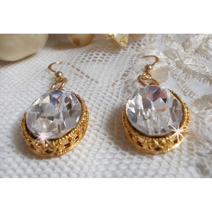 Brincos BO Gold Earrings com cristais Swarovski em cabochons dourados com 14 ganchos auriculares preenchidos a ouro de quilates