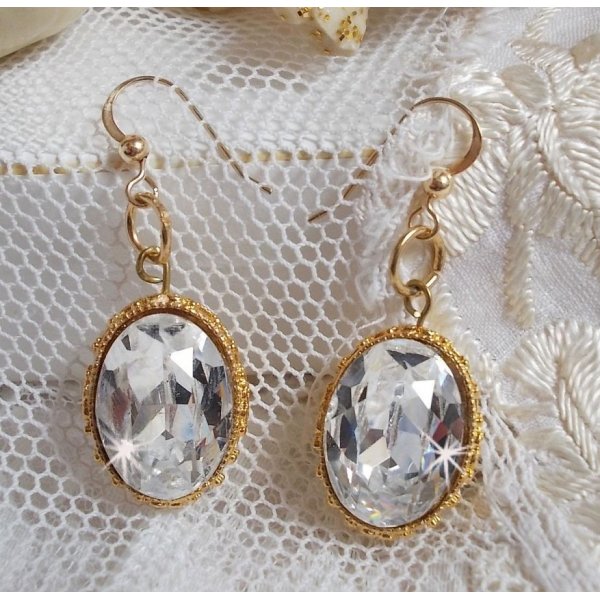 Brincos BO Gold Earrings com cristais Swarovski em cabochons dourados com 14 ganchos auriculares preenchidos a ouro de quilates