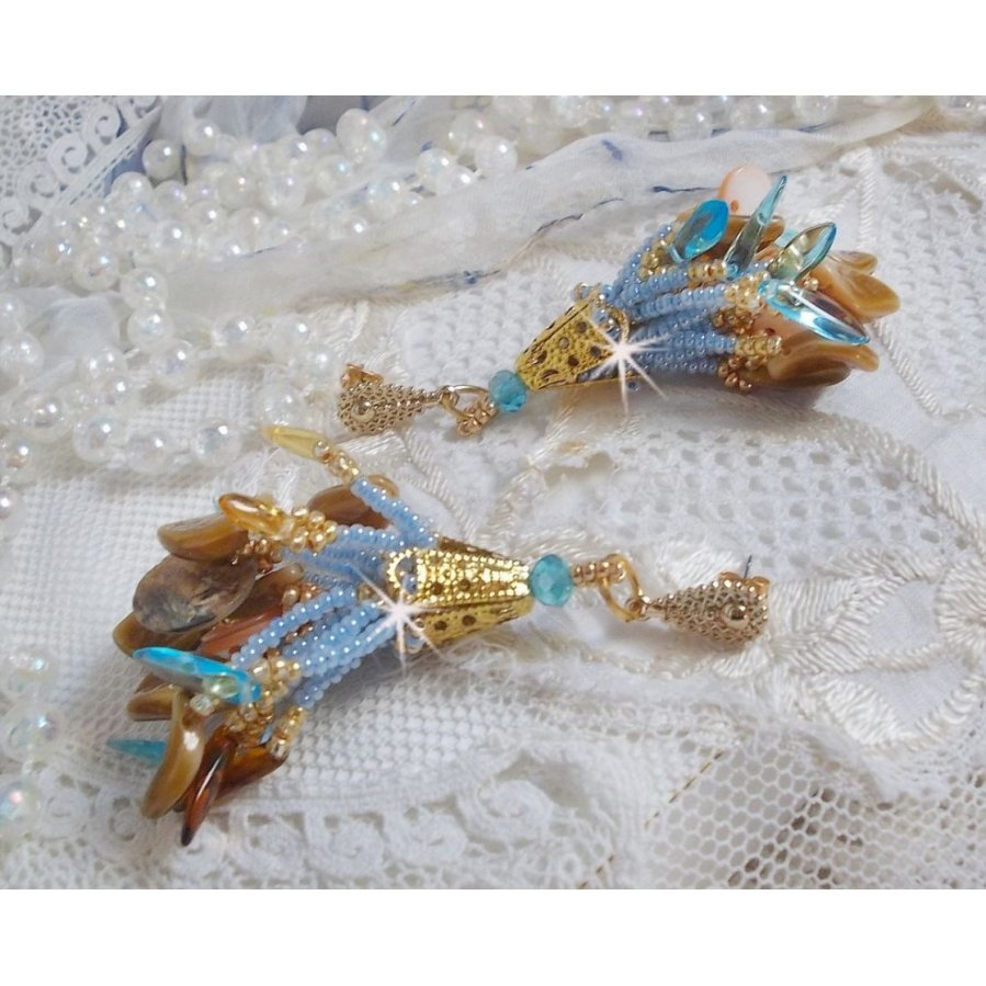 BO Cheyenne com madrepérola de lantejoulas e punhais de vidro boémios
