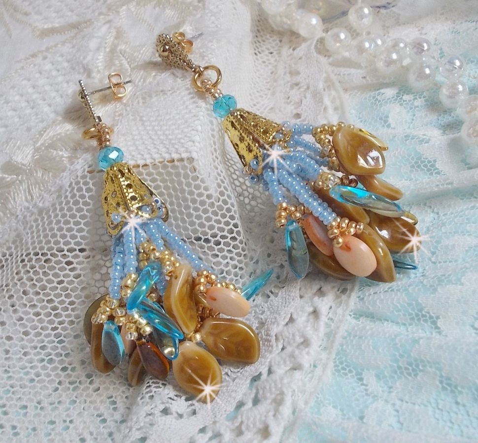 BO Cheyenne com madrepérola de lantejoulas e punhais de vidro boémios