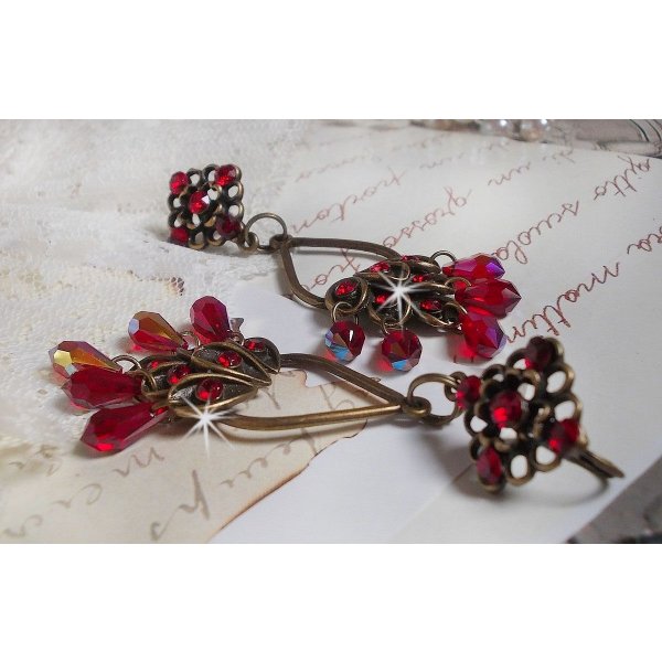 BO Irresistível Colecção Ruby montada em castiçais com cristais Swarovski