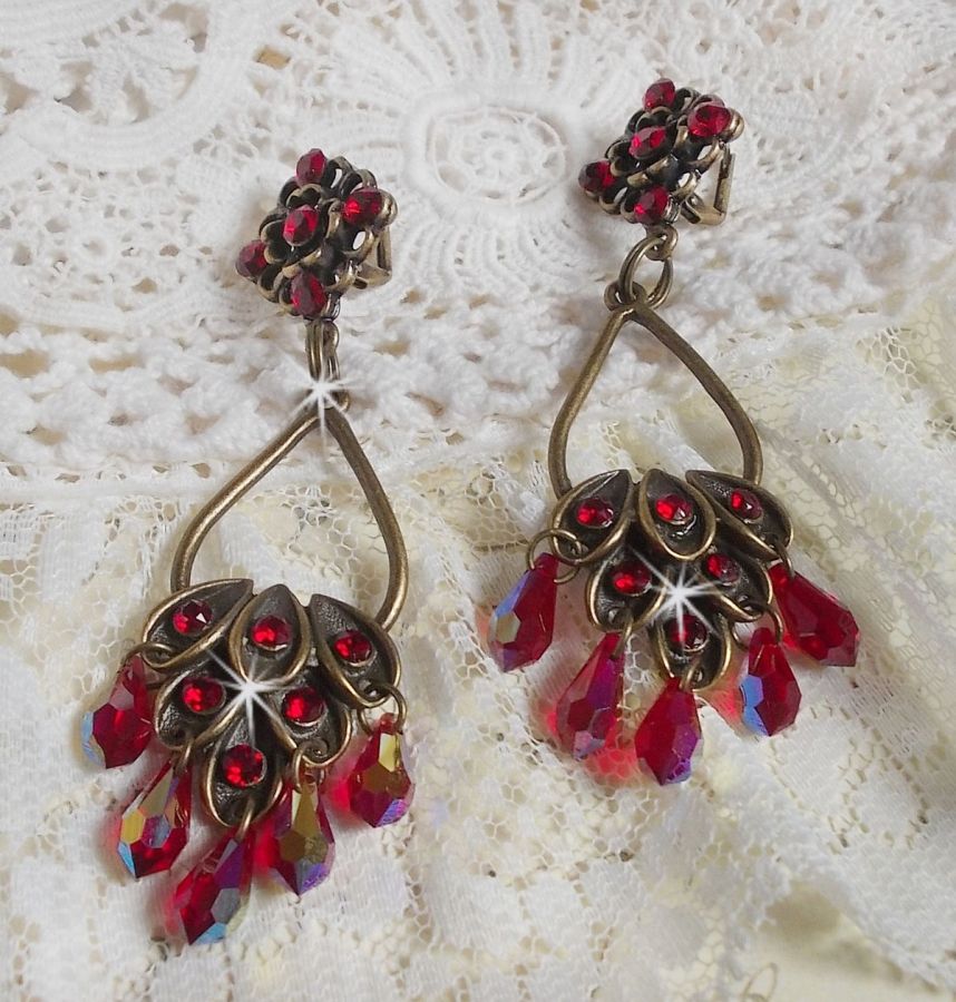 BO Irresistível Colecção Ruby montada em castiçais com cristais Swarovski