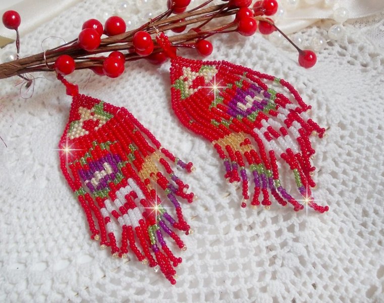 BO Crocus mont&eacute;es avec rocailles en verre, perles cristal Swarovski et crochets Gold Filled 14 carats 