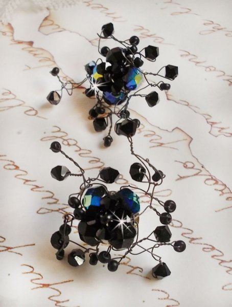 BO Douce Nuit com tops girat&oacute;rios de cristal Swarovski e facetas de vidro