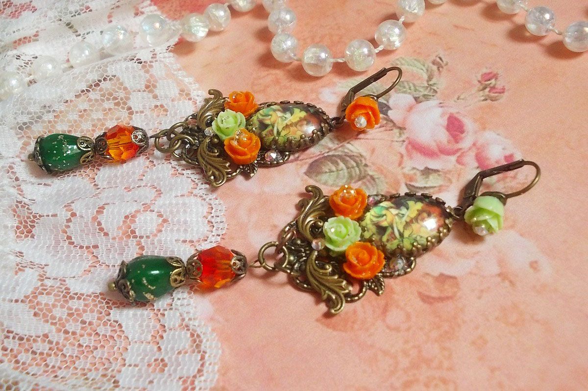 BO Fada Aloés Abóbora criada com cabochons de lupa, rosas de resina e cristais