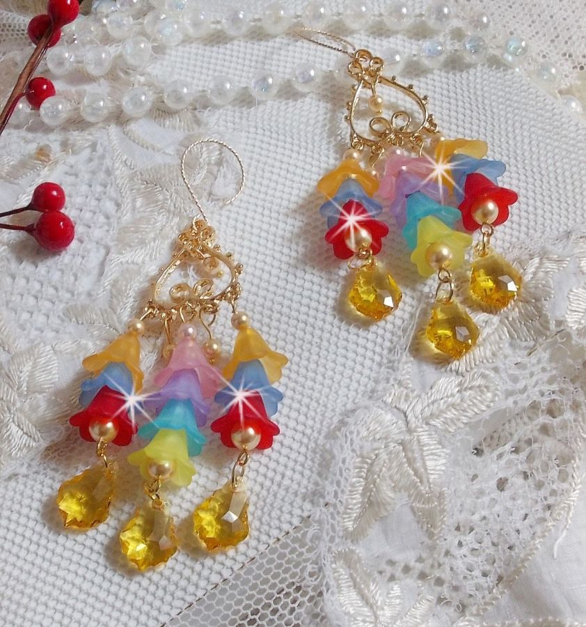 BO Flores de Jardim com cristais Swarovski e flores Lucite em diferentes cores
