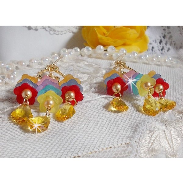 BO Flores de Jardim com cristais Swarovski e flores Lucite em diferentes cores