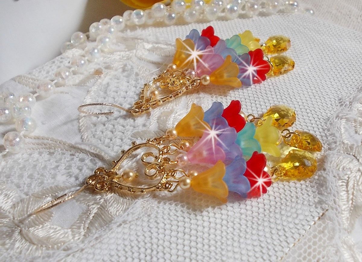 BO Flores de Jardim com cristais Swarovski e flores Lucite em diferentes cores