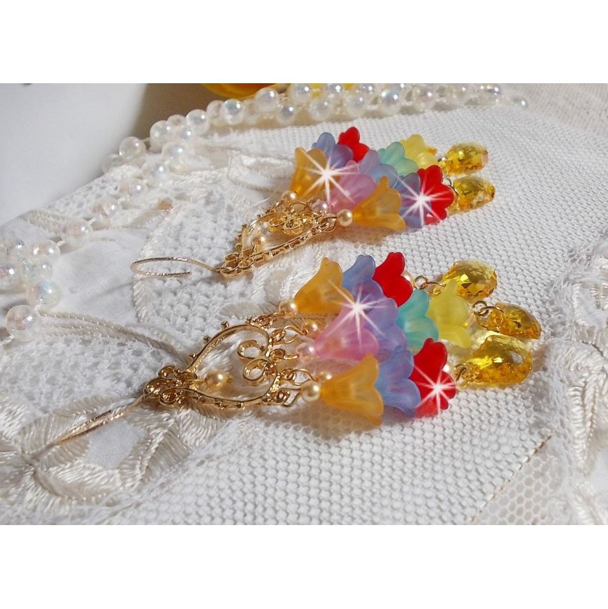 BO Flores de Jardim com cristais Swarovski e flores Lucite em diferentes cores